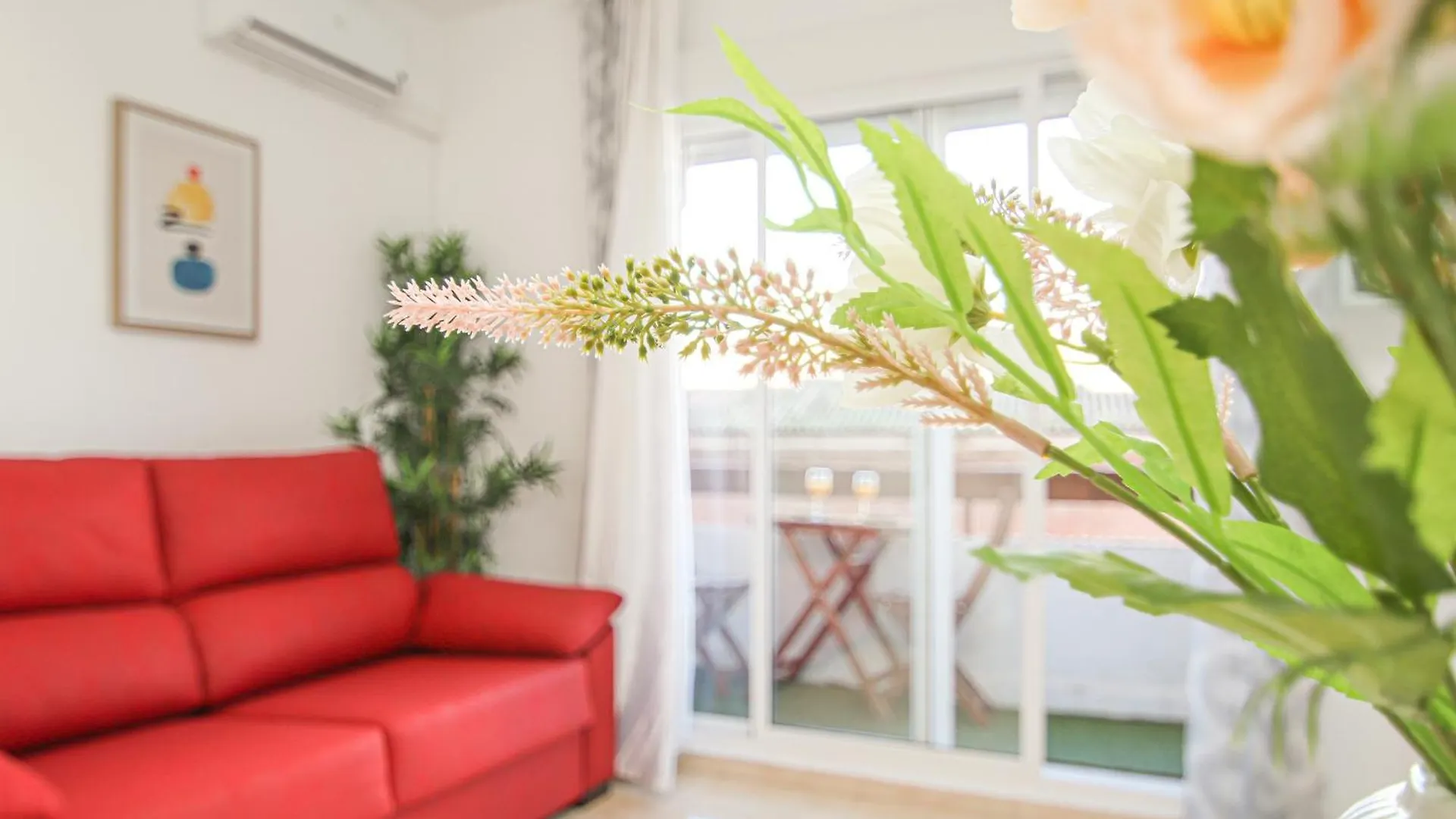 Apartment Fabulous Studio With Great Views - 15M Giralda Seville