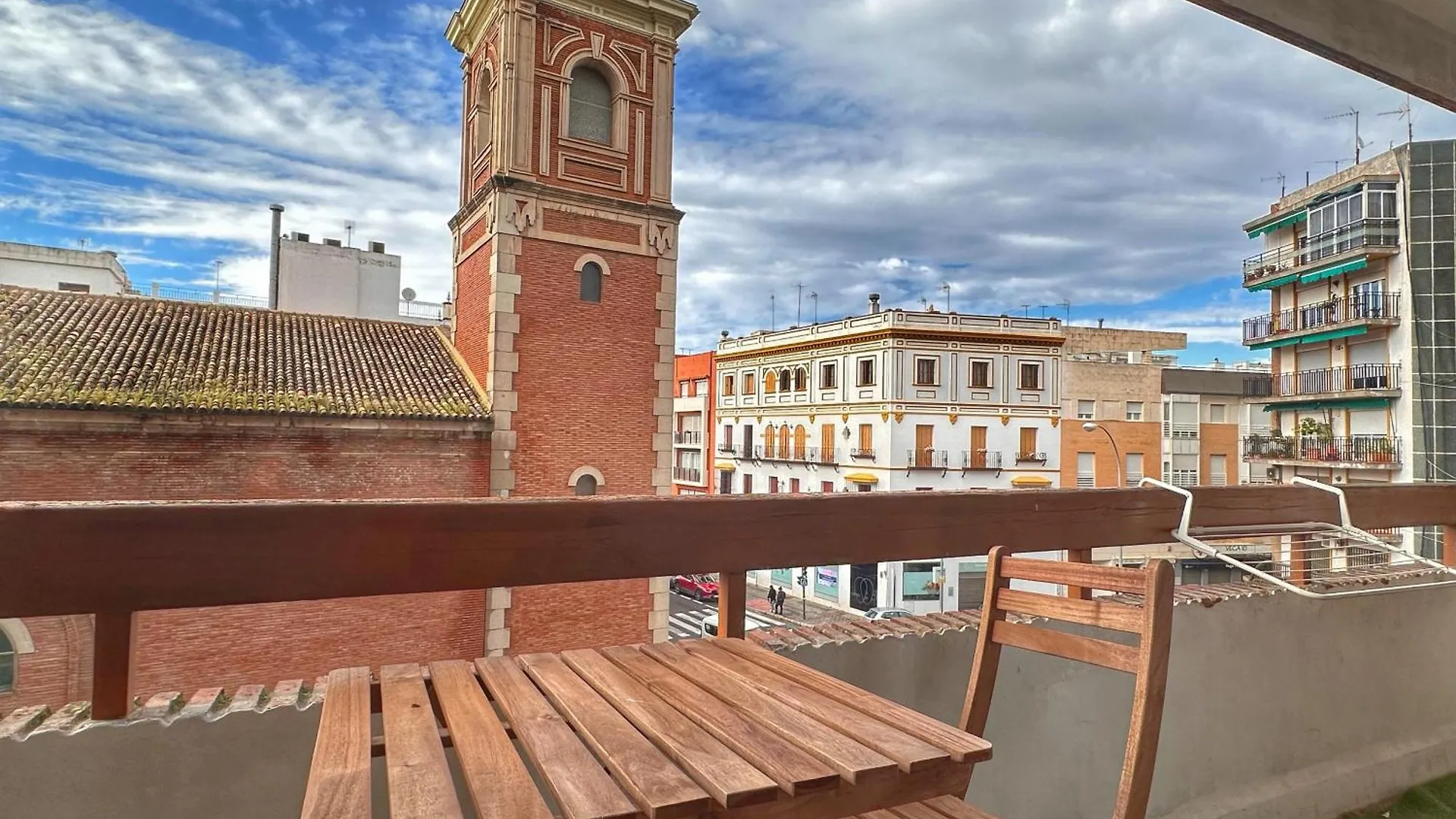 Fabulous Studio With Great Views - 15M Giralda contacts